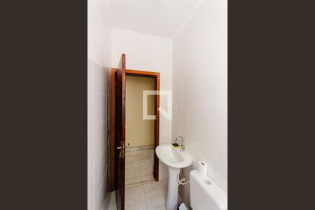 Casa à venda com 420m², 3 quartos e 8 vagasBanheiro de Serviço