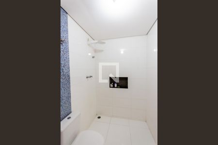 Casa à venda com 420m², 3 quartos e 8 vagasBanheiro da Suíte 3