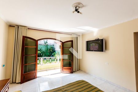 Casa à venda com 420m², 3 quartos e 8 vagasSuíte 1