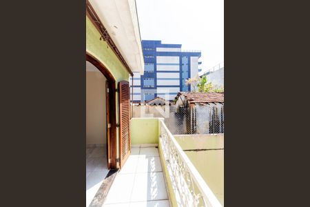 Casa à venda com 420m², 3 quartos e 8 vagasVaranda da Suíte 1