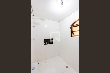 Casa à venda com 420m², 3 quartos e 8 vagasBanheiro da Suíte 3