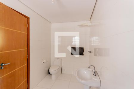 Casa à venda com 420m², 3 quartos e 8 vagasBanheiro da Suíte 2