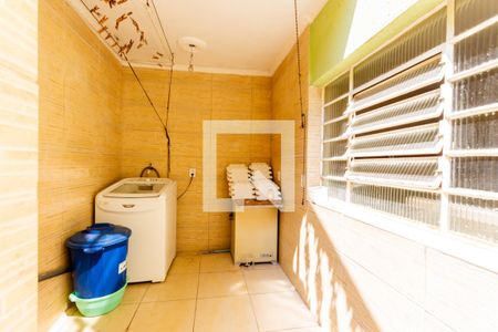 Casa à venda com 420m², 3 quartos e 8 vagasÁrea de Serviço