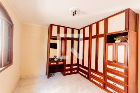 Casa à venda com 420m², 3 quartos e 8 vagasCloset