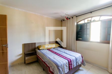 Casa à venda com 420m², 3 quartos e 8 vagasSuíte 3