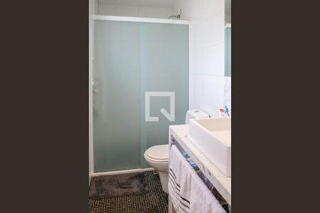 Apartamento à venda com 150m², 2 quartos e 2 vagas Apartamento à venda com 150m², 2 quartos e 2 vagasBanheiro da Suíte