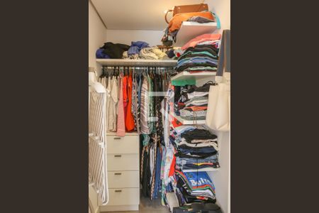 Apartamento à venda com 150m², 2 quartos e 2 vagas Apartamento à venda com 150m², 2 quartos e 2 vagasSuíte