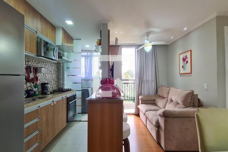 Apartamento à venda com 47m², 2 quartos e 1 vaga Apartamento à venda com 47m², 2 quartos e 1 vagaSala/Cozinha