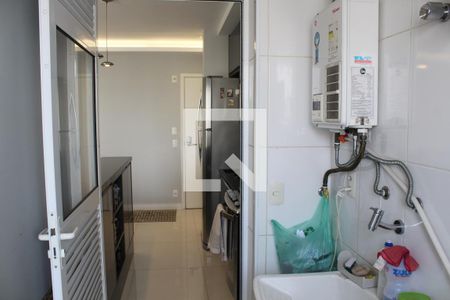 Apartamento à venda com 62m², 2 quartos e 1 vagaÁrea de Serviço