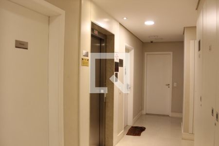 Apartamento à venda com 62m², 2 quartos e 1 vagaElevador
