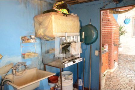 Casa à venda com 545m², 3 quartos e 4 vagasQuarto Externo 1