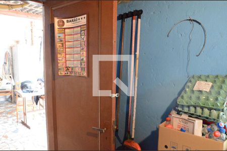 Casa à venda com 545m², 3 quartos e 4 vagasQuarto Externo 1