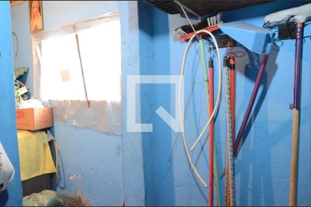 Casa à venda com 545m², 3 quartos e 4 vagasQuarto Externo 2