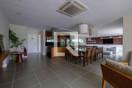 Apartamento à venda com 140m², 3 quartos e 2 vagas Apartamento à venda com 140m², 3 quartos e 2 vagasÁrea Comum Espaço Gourmet