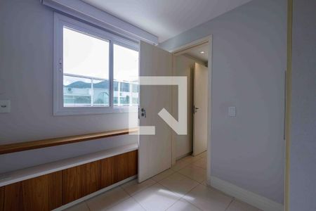 Apartamento à venda com 140m², 3 quartos e 2 vagas Apartamento à venda com 140m², 3 quartos e 2 vagasQuarto Cobertura