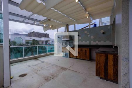 Apartamento à venda com 140m², 3 quartos e 2 vagas Apartamento à venda com 140m², 3 quartos e 2 vagasCobertura