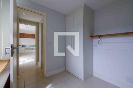 Apartamento à venda com 140m², 3 quartos e 2 vagas Apartamento à venda com 140m², 3 quartos e 2 vagasQuarto Cobertura