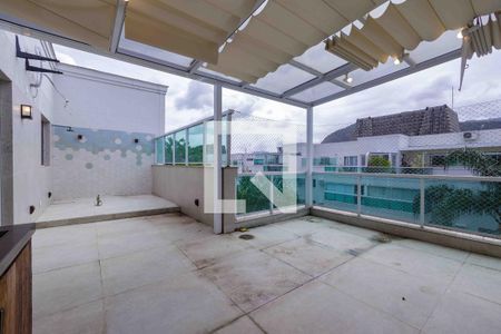 Apartamento à venda com 140m², 3 quartos e 2 vagas Apartamento à venda com 140m², 3 quartos e 2 vagasCobertura