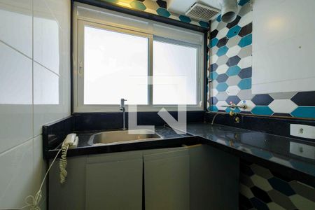 Apartamento à venda com 140m², 3 quartos e 2 vagas Apartamento à venda com 140m², 3 quartos e 2 vagasÁrea de Serviço