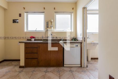 Apartamento à venda com 180m², 3 quartos e 2 vagasCozinha