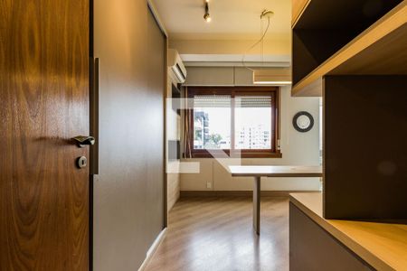 Apartamento à venda com 180m², 3 quartos e 2 vagasDormitório 2