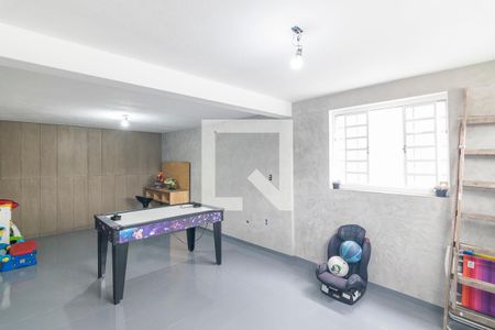 Casa à venda com 170m², 3 quartos e 5 vagasGaragem