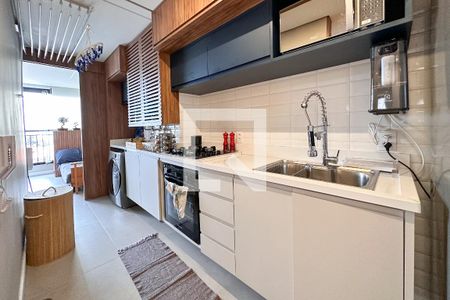 Apartamento para alugar com 83m², 2 quartos e 1 vaga Apartamento para alugar com 83m², 2 quartos e 1 vagaCozinha e Área de Serviço