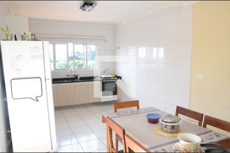 Casa à venda com 200m², 3 quartos e 6 vagasCozinha