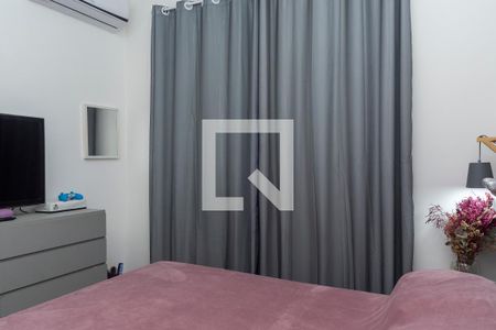 Apartamento à venda com 80m², 3 quartos e 1 vagaQuarto 2 - Armários