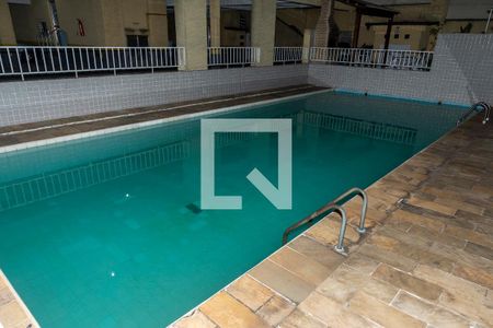 Apartamento à venda com 80m², 3 quartos e 1 vagaÁrea de Comum - Piscina