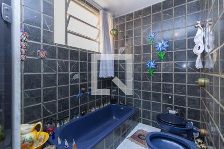 Casa à venda com 374m², 5 quartos e 4 vagasBanheiro