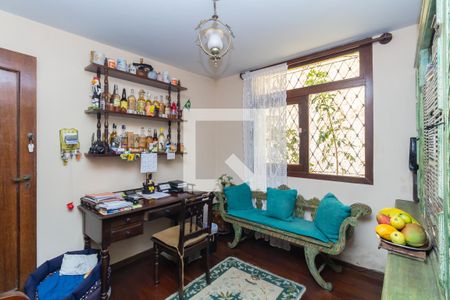 Casa à venda com 374m², 5 quartos e 4 vagasQuarto 1