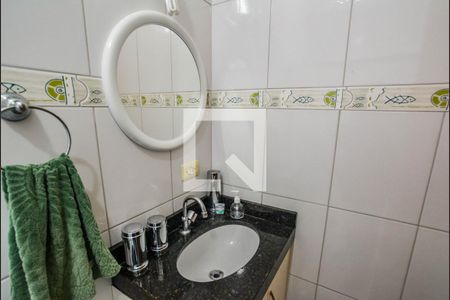 Apartamento à venda com 160m², 3 quartos e 2 vagas Apartamento à venda com 160m², 3 quartos e 2 vagasBanheiro Corredor