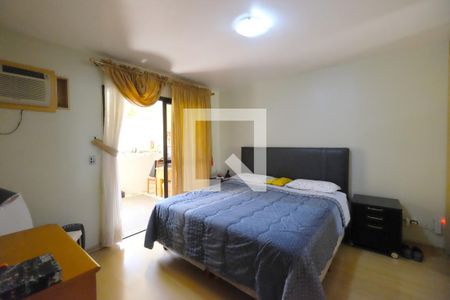 Apartamento à venda com 240m², 3 quartos e 3 vagasSuite