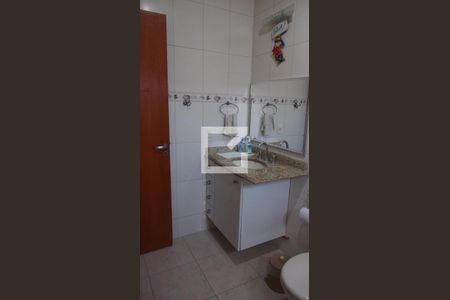 Casa à venda com 178m², 3 quartos e 2 vagasBanheiro 2