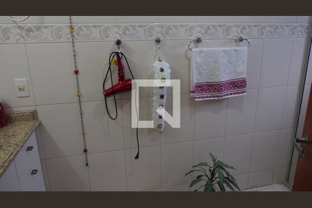 Casa à venda com 178m², 3 quartos e 2 vagasBanheiro da Suíte