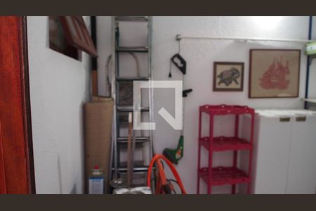 Casa à venda com 178m², 3 quartos e 2 vagasStudio