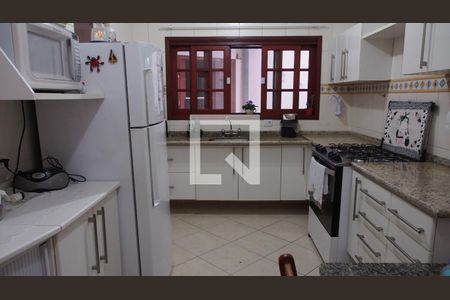 Casa à venda com 178m², 3 quartos e 2 vagasCozinha