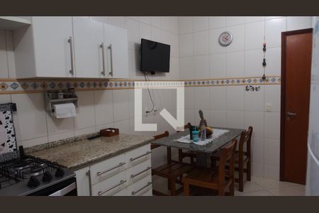 Casa à venda com 178m², 3 quartos e 2 vagasCozinha
