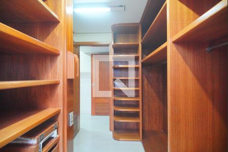 Apartamento para alugar com 315m², 4 quartos e 3 vagasCloset 2