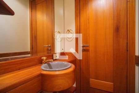 Apartamento para alugar com 315m², 4 quartos e 3 vagasLavabo