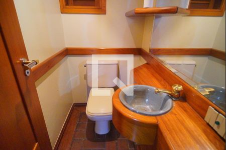 Apartamento para alugar com 315m², 4 quartos e 3 vagasLavabo