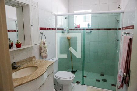 Casa à venda com 176m², 3 quartos e 4 vagas Casa à venda com 176m², 3 quartos e 4 vagasBanheiro