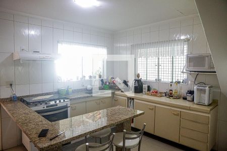 Casa à venda com 176m², 3 quartos e 4 vagas Casa à venda com 176m², 3 quartos e 4 vagasCozinha