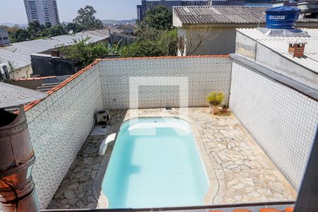 Casa à venda com 176m², 3 quartos e 4 vagas Casa à venda com 176m², 3 quartos e 4 vagasVista