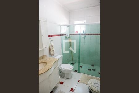 Casa à venda com 176m², 3 quartos e 4 vagas Casa à venda com 176m², 3 quartos e 4 vagasBanheiro