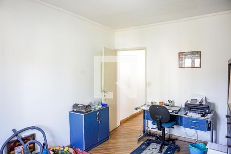 Casa à venda com 176m², 3 quartos e 4 vagas Casa à venda com 176m², 3 quartos e 4 vagasQuarto 2