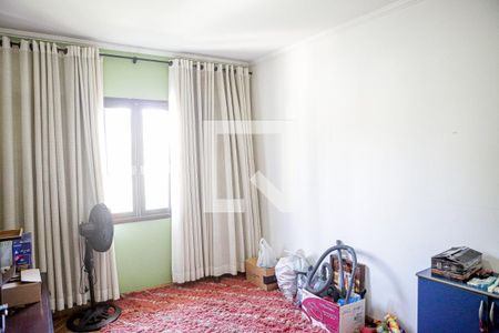 Casa à venda com 176m², 3 quartos e 4 vagas Casa à venda com 176m², 3 quartos e 4 vagasQuarto 2