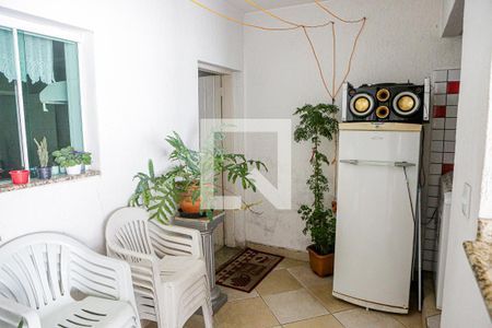 Casa à venda com 176m², 3 quartos e 4 vagas Casa à venda com 176m², 3 quartos e 4 vagasÁrea Externa