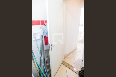 Casa à venda com 176m², 3 quartos e 4 vagas Casa à venda com 176m², 3 quartos e 4 vagasLavabo